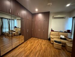 Henry Park (D10), Terrace #444482011